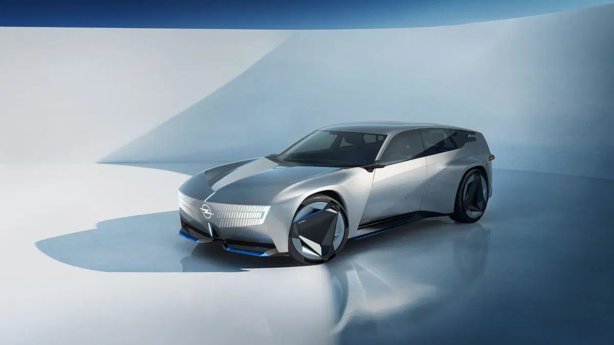Opel STX Concept: la station wagon del futuro debutta a Parigi tra aerodinamica attiva e design emozionale (4)