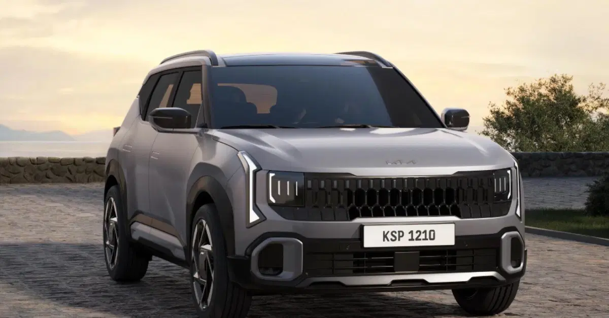 Kia Seltos Full-Hybrid debutta a Parigi: e-AWD e prezzo da 35.000 euro, in Italia a novembre