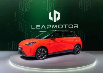 Leapmotor B03, debutta al Salone di Parigi: ecco la risposta cinese ai dazi europei