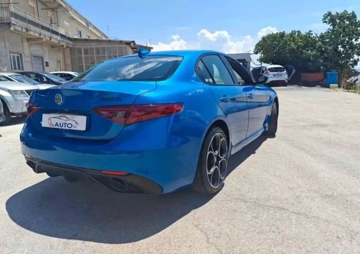 Alfa Romeo Giulia usata a Caltanissetta (4)