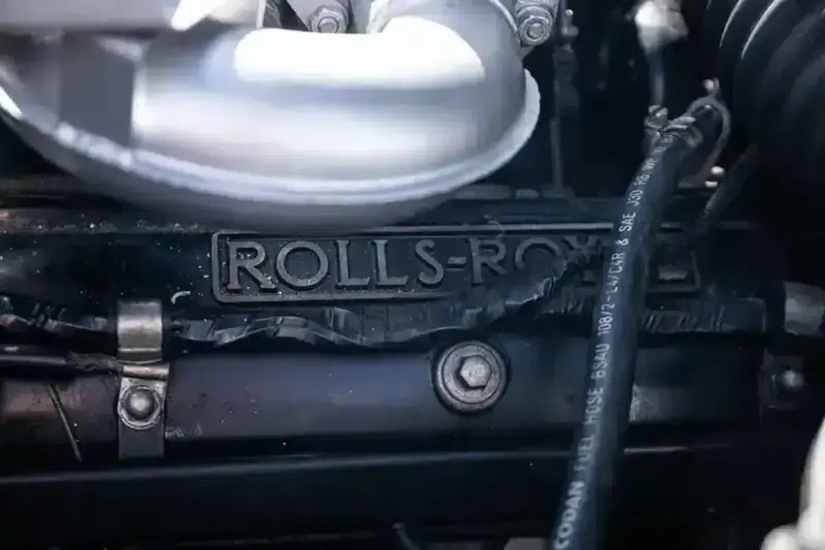 La Rolls-Royce di Noel Gallagher va all’asta: quanto costa l’auto simbolo degli Oasis (3)