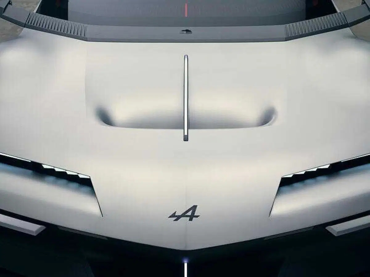 Alpine A310 Vision: sembra arrivare dagli anni ’70, ma racconta il futuro delle sportive elettriche (10)