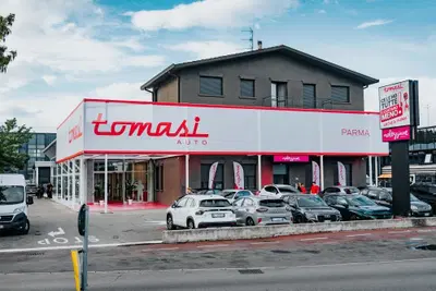 Tomasi Auto apre a Parma: nuovo maxistore di auto usate nella Motor Valley