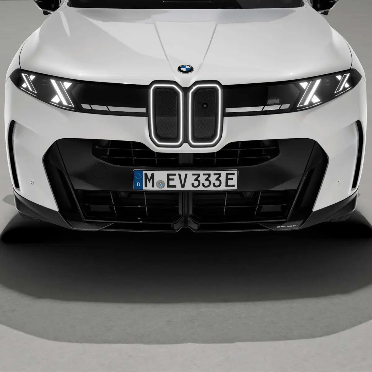 Nuova BMW X5 e iX5, il SUV cambia volto con gli accessori M Performance: cerchi da 23" e fibra di carbonio (25)