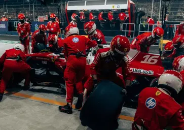 F1. Lotta a chi porta gli aggiornamenti prima, dice Leclerc. Ma poi devono funzionare: la verità dietro al rebus per il 2027 di Mercedes, Red Bull, Ferrari e McLaren