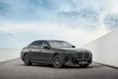 BMW Concept 7 Protection, la Serie 7 diventa una berlina blindata da 612 CV