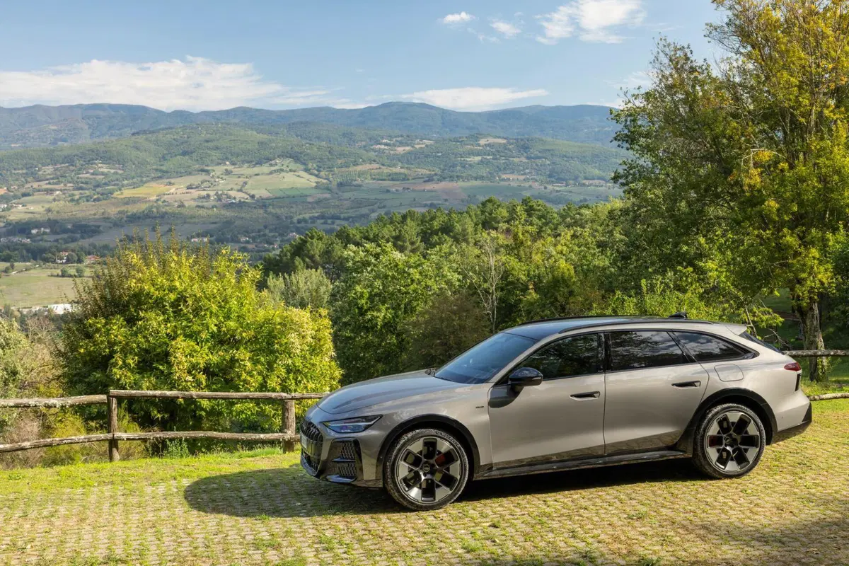 Nuova Audi A6 allroad: il ritorno del V6 diesel che sfida l'era elettrica [VIDEO] (7)