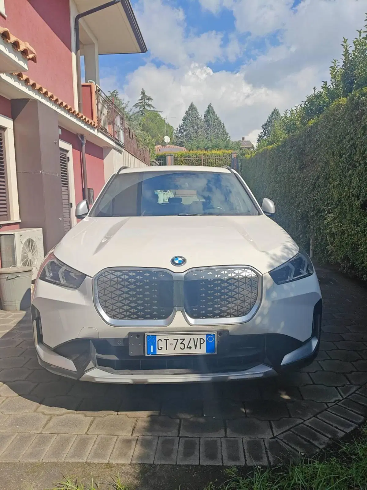 BMW iX1 usata a Catania (2)