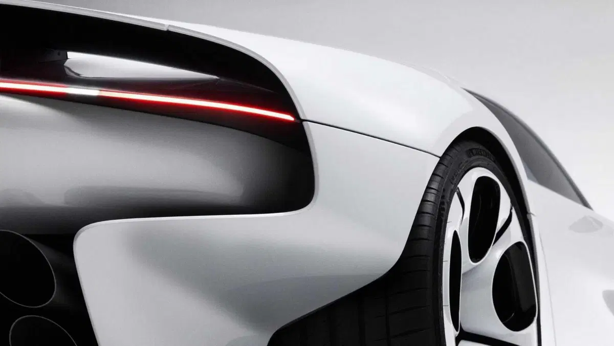 Porsche Mission S, il futuro secondo Porsche parte togliendo gli schermi (2)