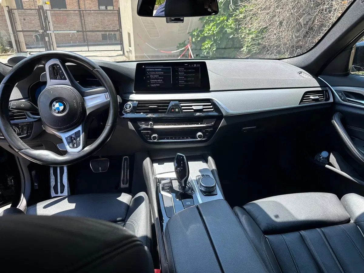 BMW Serie 5 usata a Foggia (14)