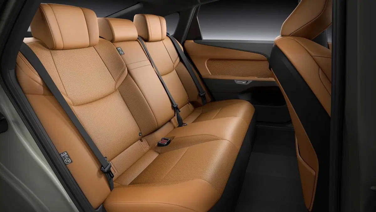 Lexus ES (2026-->>) (13)