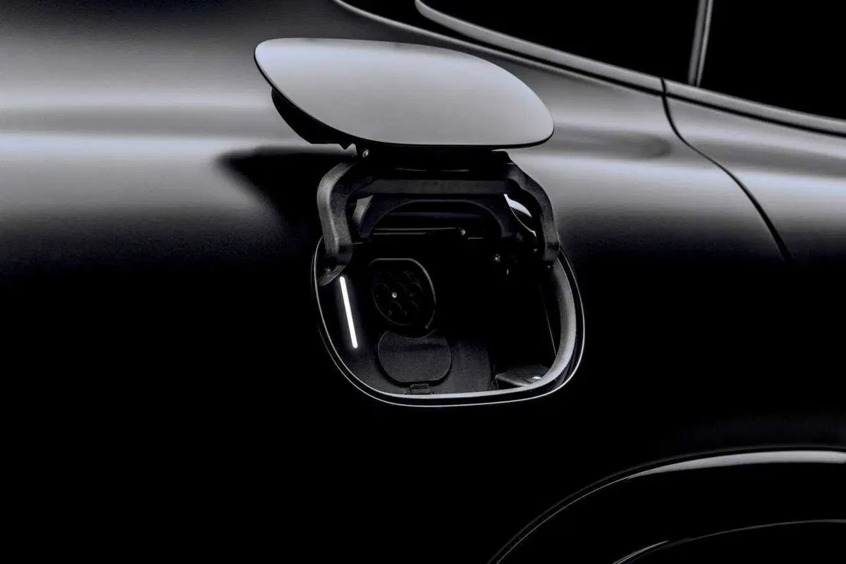 Mercedes-AMG GT SUV, 1.169 CV e 2.000 Nm: il SUV elettrico che sfida le supercar (32)