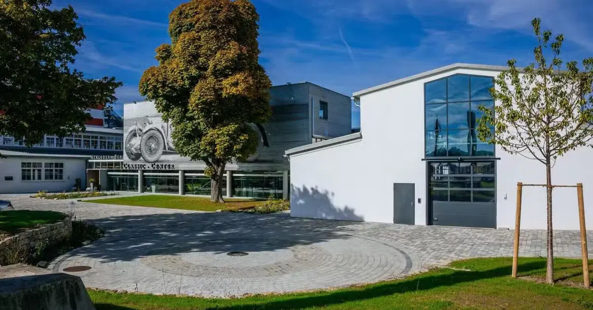 Mercedes-Benz Classic Center, apre in Germania il maxi centro per restaurare le auto storiche
