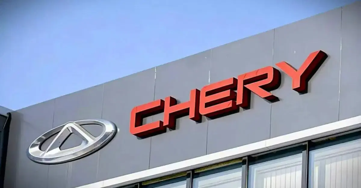 Chery, batterie rivoluzionarie: ricarica 12C e tecnologia allo stato solido da 400 Wh/kg
