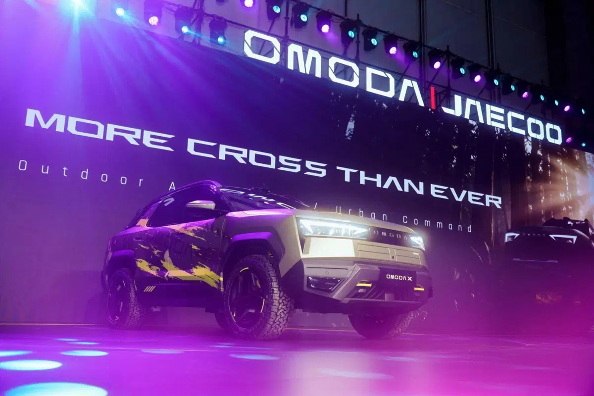 Omoda X svelata in Cina: il nuovo crossover che guarda al fuoristrada spinge l'invasione record in Italia e in Europa (6)
