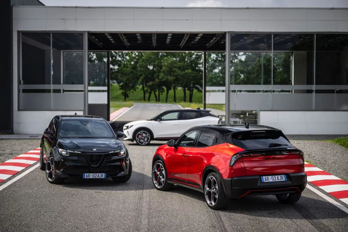 Alfa Romeo Junior: motorizzazioni, allestimenti, optional e prezzi. Guida all’acquisto (2)