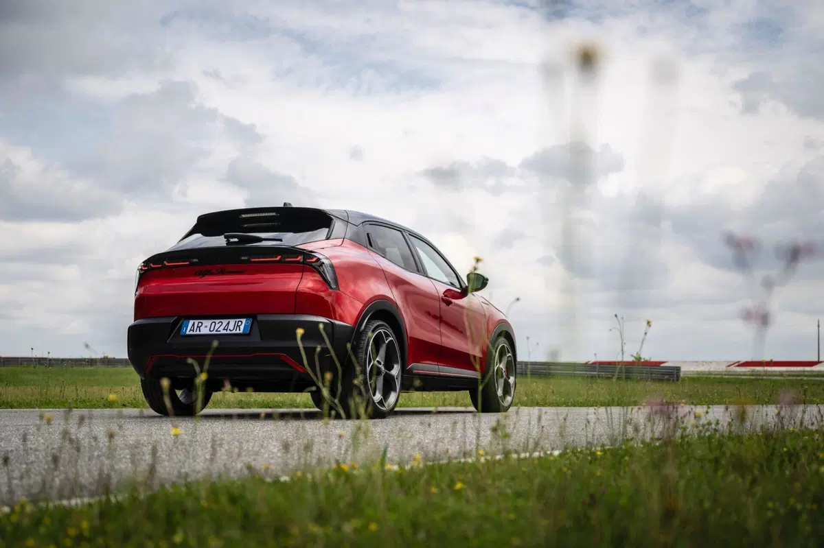 Alfa Romeo Junior: motorizzazioni, allestimenti, optional e prezzi. Guida all’acquisto (4)