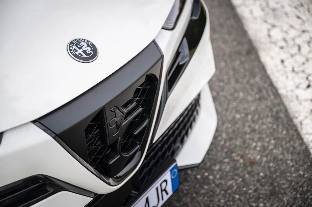 Alfa Romeo Junior: motorizzazioni, allestimenti, optional e prezzi. Guida all’acquisto (10)