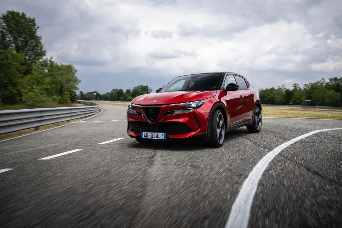 Alfa Romeo Junior: motorizzazioni, allestimenti, optional e prezzi. Guida all’acquisto (24)