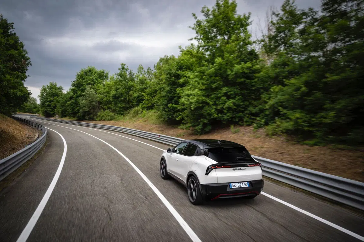 Alfa Romeo Junior: motorizzazioni, allestimenti, optional e prezzi. Guida all’acquisto (27)