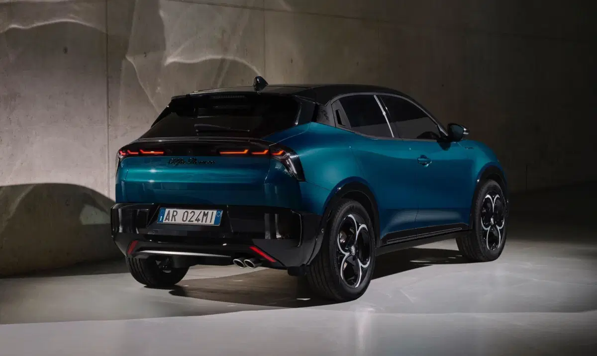 Alfa Romeo Junior: motorizzazioni, allestimenti, optional e prezzi. Guida all’acquisto (41)