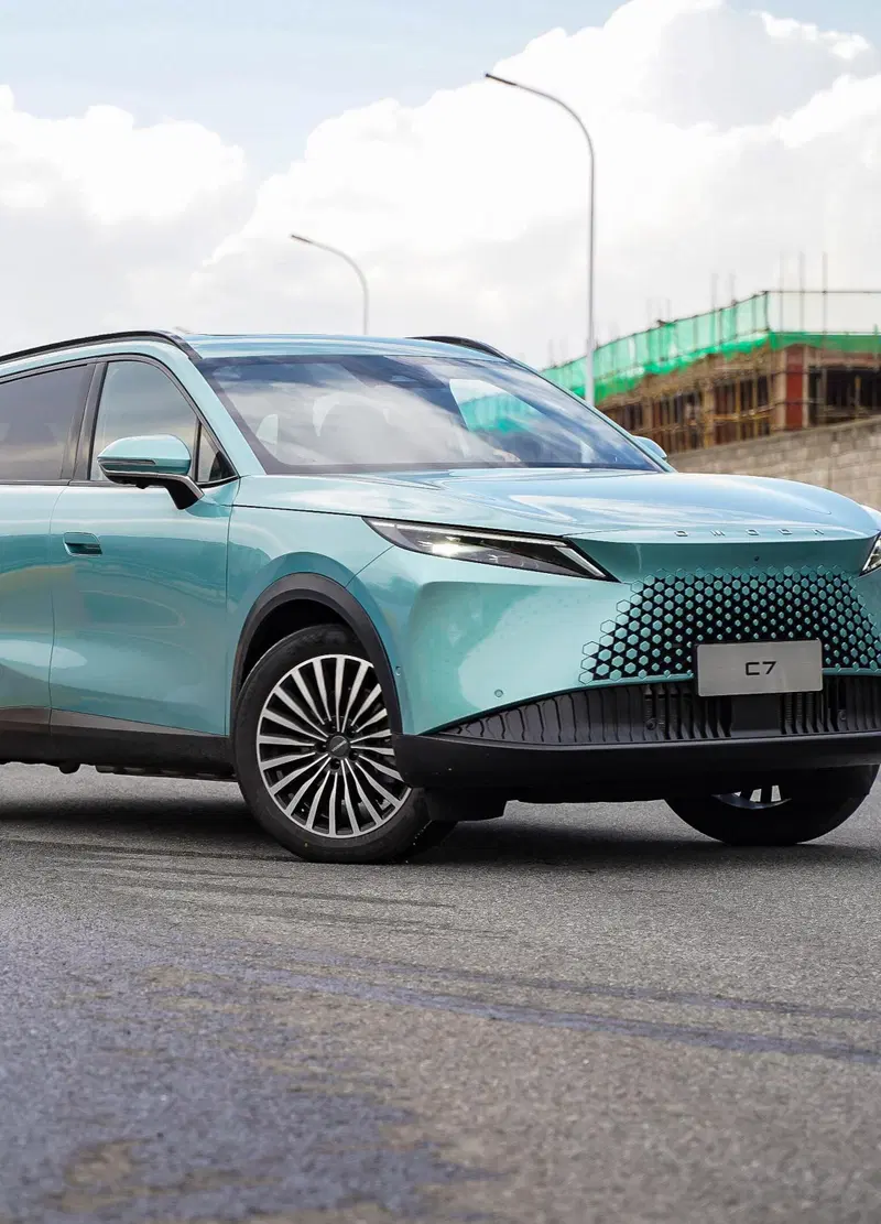 La rivoluzione ibrida di Omoda e Jaecoo: maxi-batteria da 5 kWh sulla Omoda 7 e un'offensiva da 13 nuovi modelli