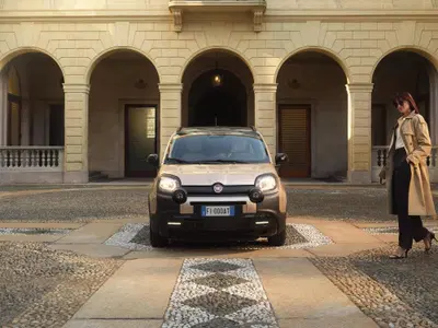 Fiat Pandina Tributo Autobianchi: l'omaggio di Stellantis alla Y10