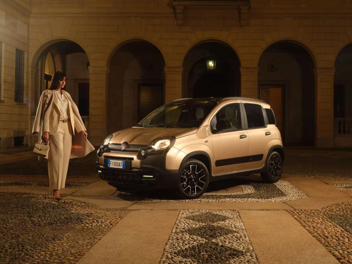Fiat Pandina Tributo Autobianchi: l'omaggio di Stellantis alla Y10 (3)