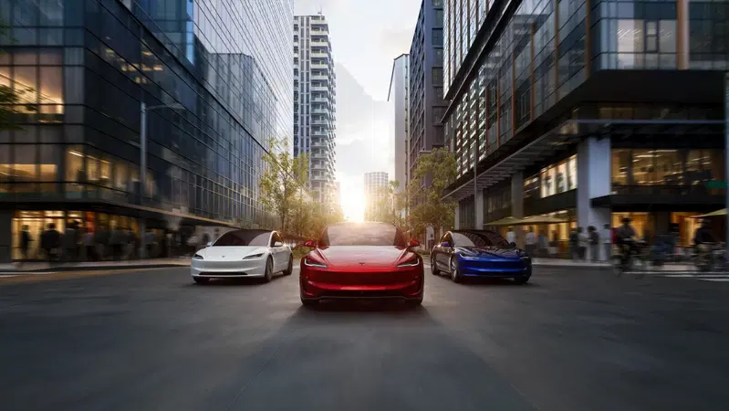 Mercato auto Europa a settembre: Tesla Model Y e Model 3 in vetta, i cinesi volano al 14,5%