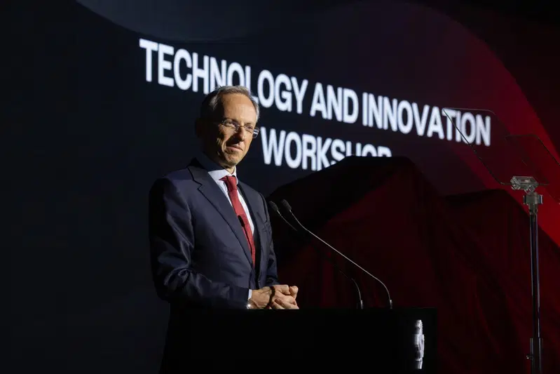 Benedetto Vigna durante il Capital Market Day a Maranello