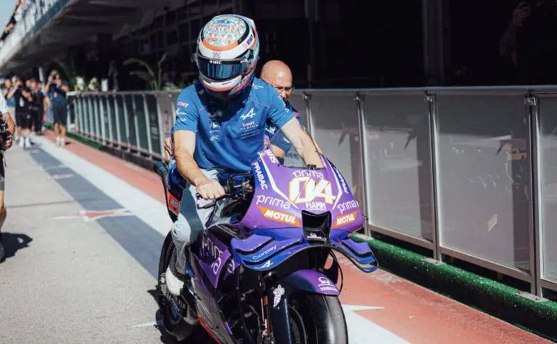'MotoGP più dura della F1. E su Valentino Rossi...': Franco Colapinto incorona il Dottore ad Austin