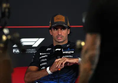 Qatar e Abu Dhabi? Difficile esserne convinti: Sainz gela la F1 sul Medio Oriente, poi la Williams deve correggere il tiro