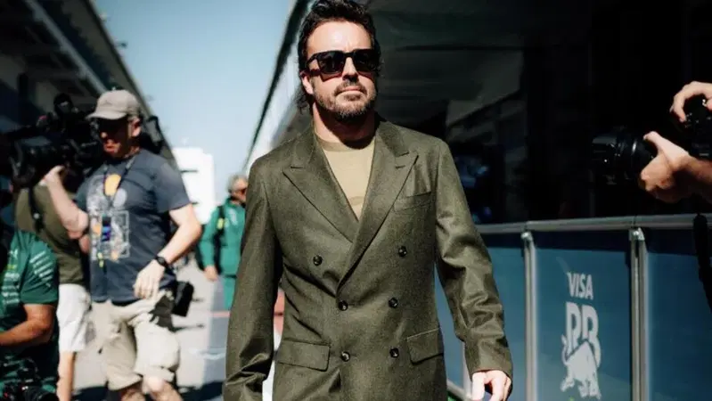 'Dakar? Guidare è la mia natura, ma farla insieme alla F1 è impossibile': Alonso spegne i rumor ad Austin