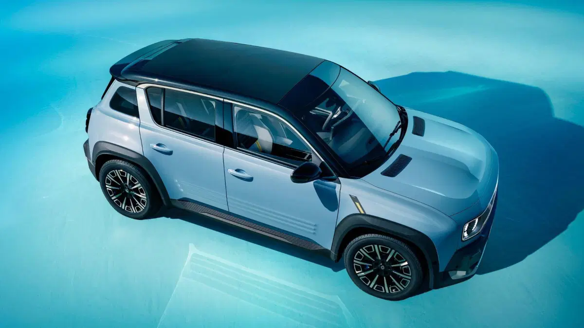Renault 4 E-Tech Electric: l'elettrica si aggiorna, debutta la batteria LFP e arriva l'edizione Roland-Garros (17)