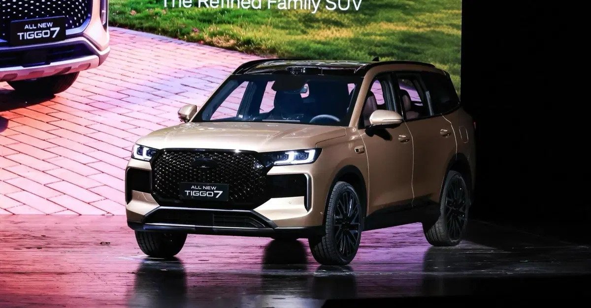 Chery svela i nuovi SUV Tiggo 7 e Tiggo X7: motori ibridi, fino a 1.500 kg di traino e debutto della trazione integrale