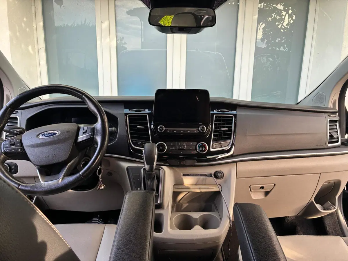 Ford Tourneo Custom usata a Padova (7)