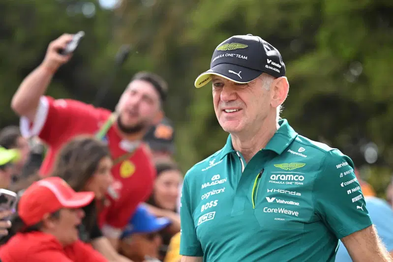 'Horner parla di storia che si ripete? Non ho letto il suo libro, non mi interessa': così Adrian Newey risponde all'ex capo della Red Bull. E poi rilancia la sfida di Aston Martin