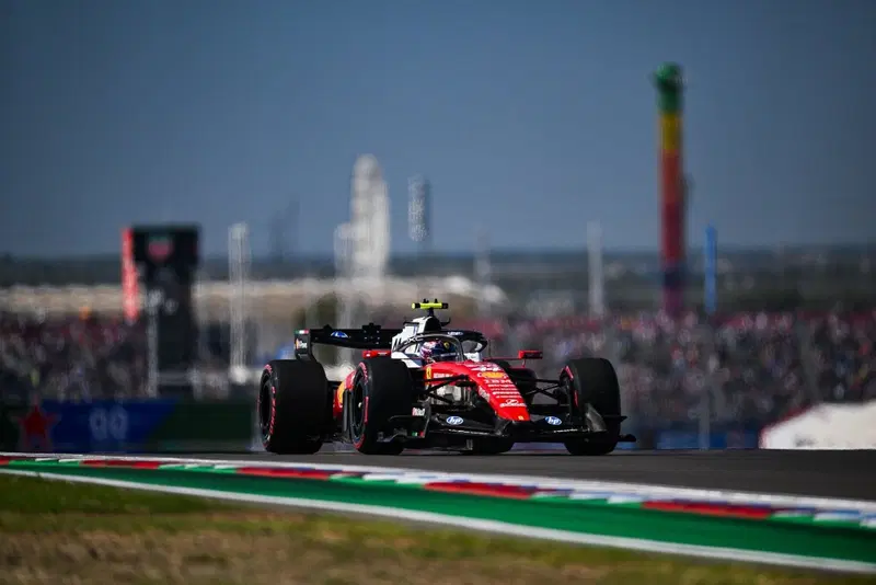 Ferrari da sogno ad Austin: Hamilton spinge nelle FP3, Verstappen una furia. Antonelli pronto all'attacco