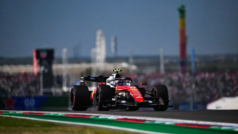 Ferrari da sogno ad Austin: Hamilton spinge nelle FP3, Verstappen una furia. Antonelli pronto all'attacco