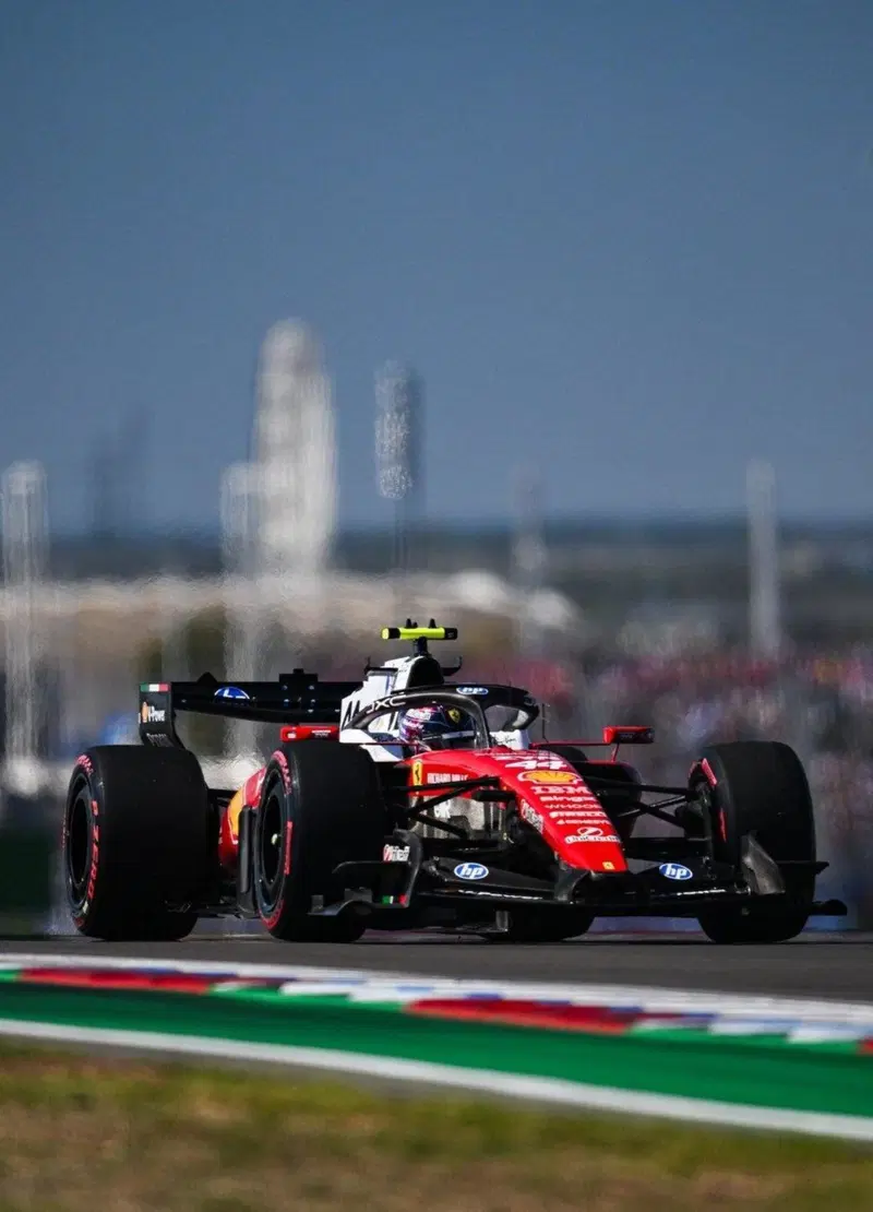 Ferrari da sogno ad Austin: Hamilton spinge nelle FP3, Verstappen una furia. Antonelli pronto all'attacco