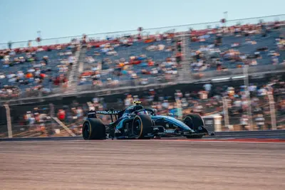 Pole position per Andrea Kimi Antonelli! Il titolo è a un soffio al titolo ad Austin. Secondo Verstappen, delusione per la Ferrari