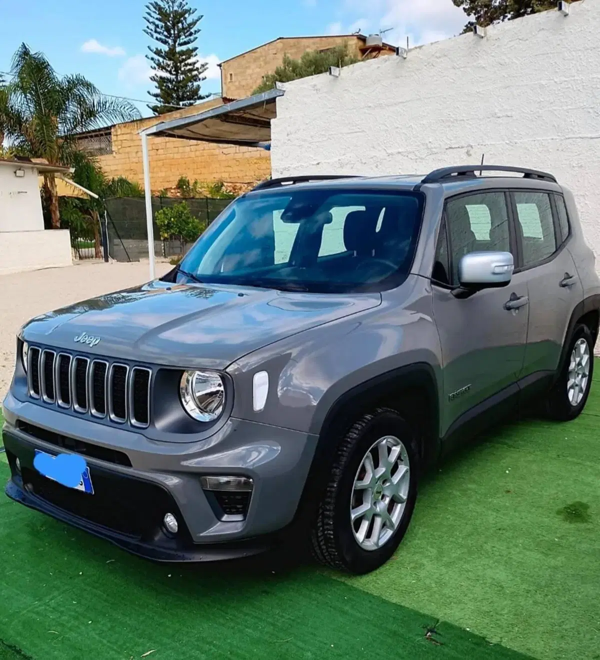 Jeep Renegade usata a Lucca