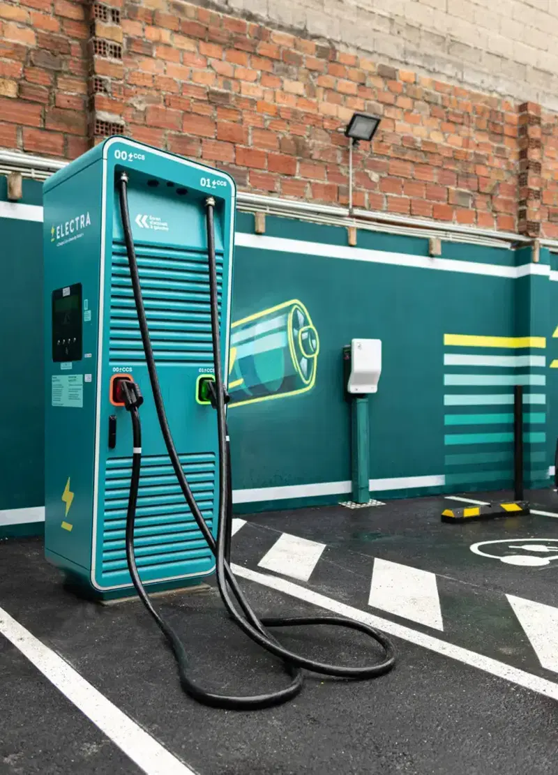 Electra come Tesla: in Italia debuttano i prezzi dinamici a fasce orarie per ricaricare