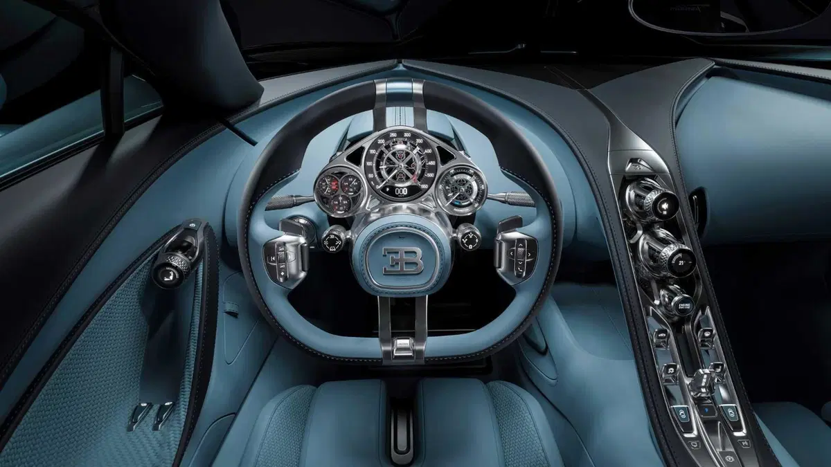 La Bugatti Tourbillon più pura di sempre? Via le batterie, dentro il manuale (5)