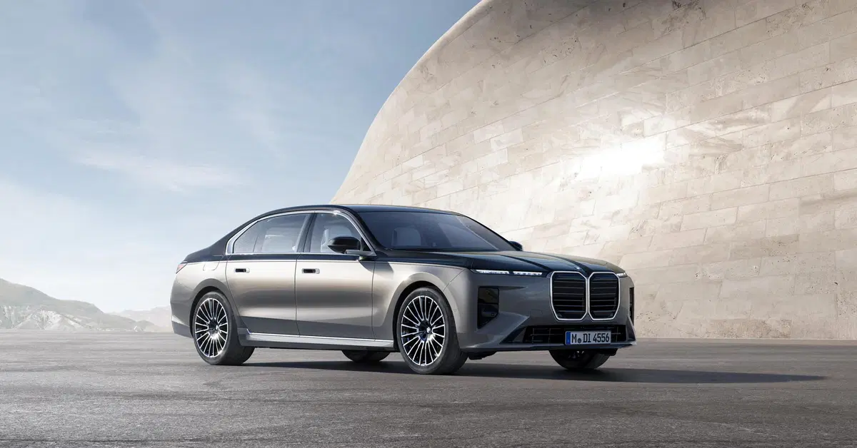 Nuova BMW Serie 7, il lusso incontra la Neue Klasse: così cambia l'ammiraglia di Monaco