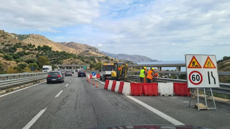 Limite dei 60 Km/h in autostrada? In Sicilia è realtà (ma solo per un anno)