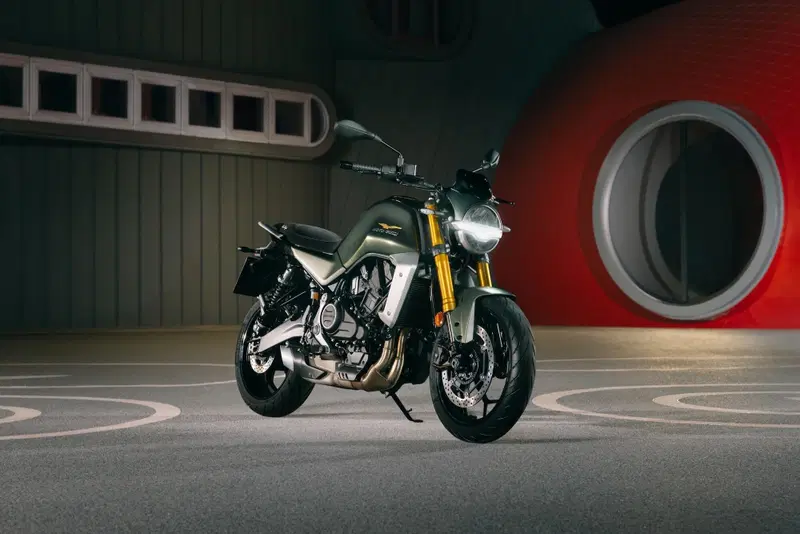 Moto Guzzi The Trip: la nuova roadster 500