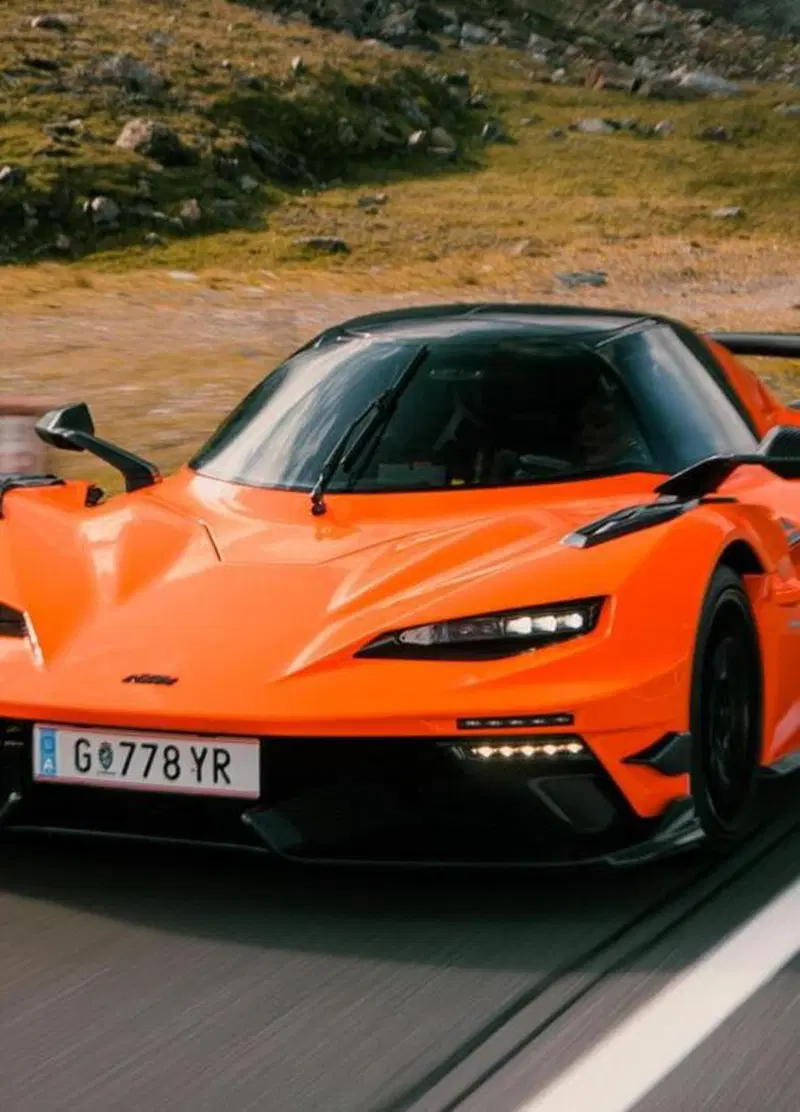 KTM X-Bow, la supercar austriaca cambia volto e alza la potenza: ora è ancora più estrema