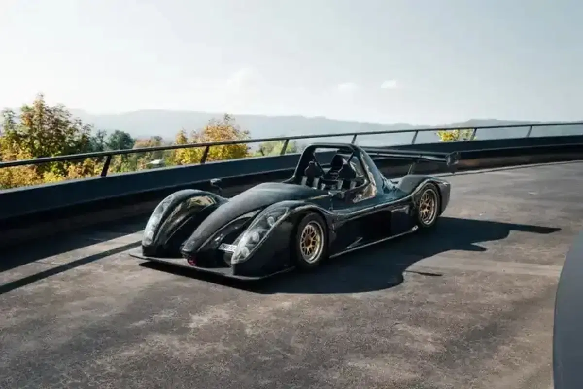 Bugatti Veyron, Ferrari 275 GTS e Alfa Romeo RZ: all’asta a Zurigo oltre 80 auto da collezione