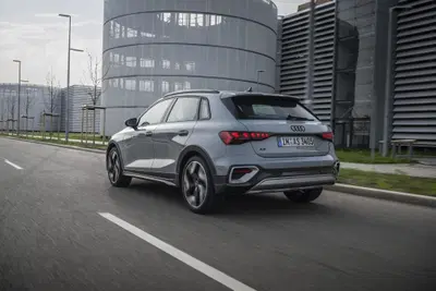 Audi A3 Allstreet, la prova del restyling: più tecnologia e 160 CV mild hybrid